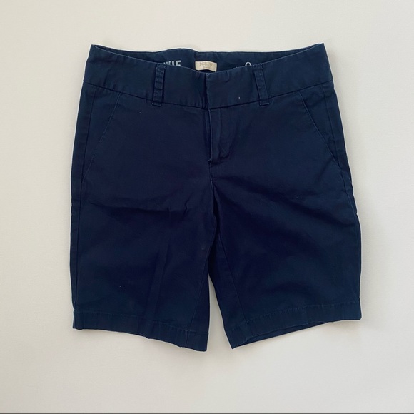 J Crew Frankie Chino Bermuda Shorts in Navy Blue - Picture 3 of 10
